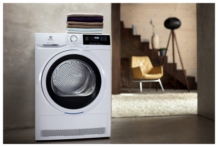 Сушильная машина Electrolux EW8HR359S