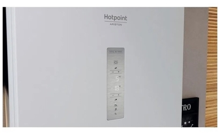 Холодильник Hotpoint-Ariston HTS 8202I W O3