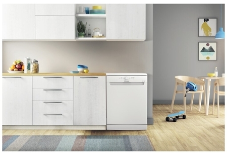 Посудомоечная машина Indesit DFE 1B10