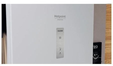 Холодильник Hotpoint-Ariston HTS 5180 W