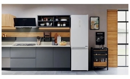 Холодильник Hotpoint-Ariston HTS 8202I W O3