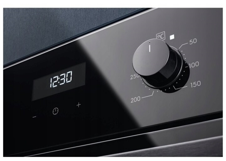 Электрический духовой шкаф Electrolux EOF5C50BZ